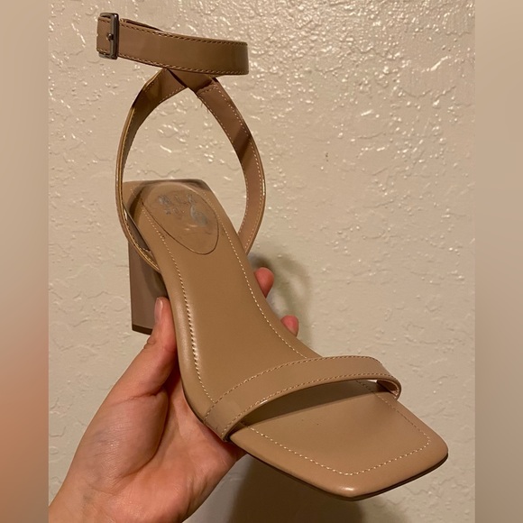 Mix No. 6 Triangle heel - Picture 2 of 5